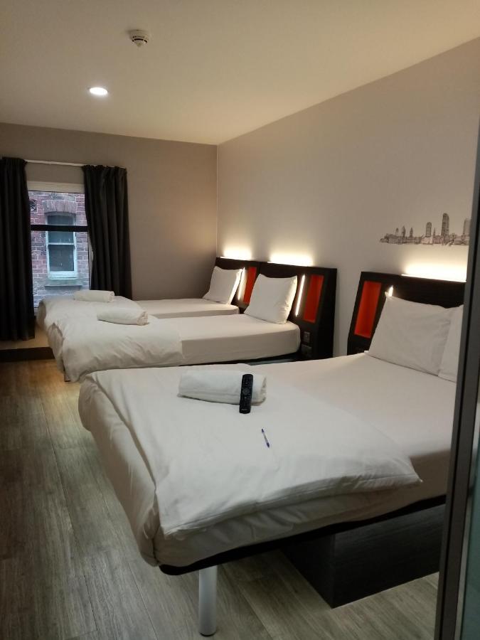 Easyhotel Leeds Esterno foto