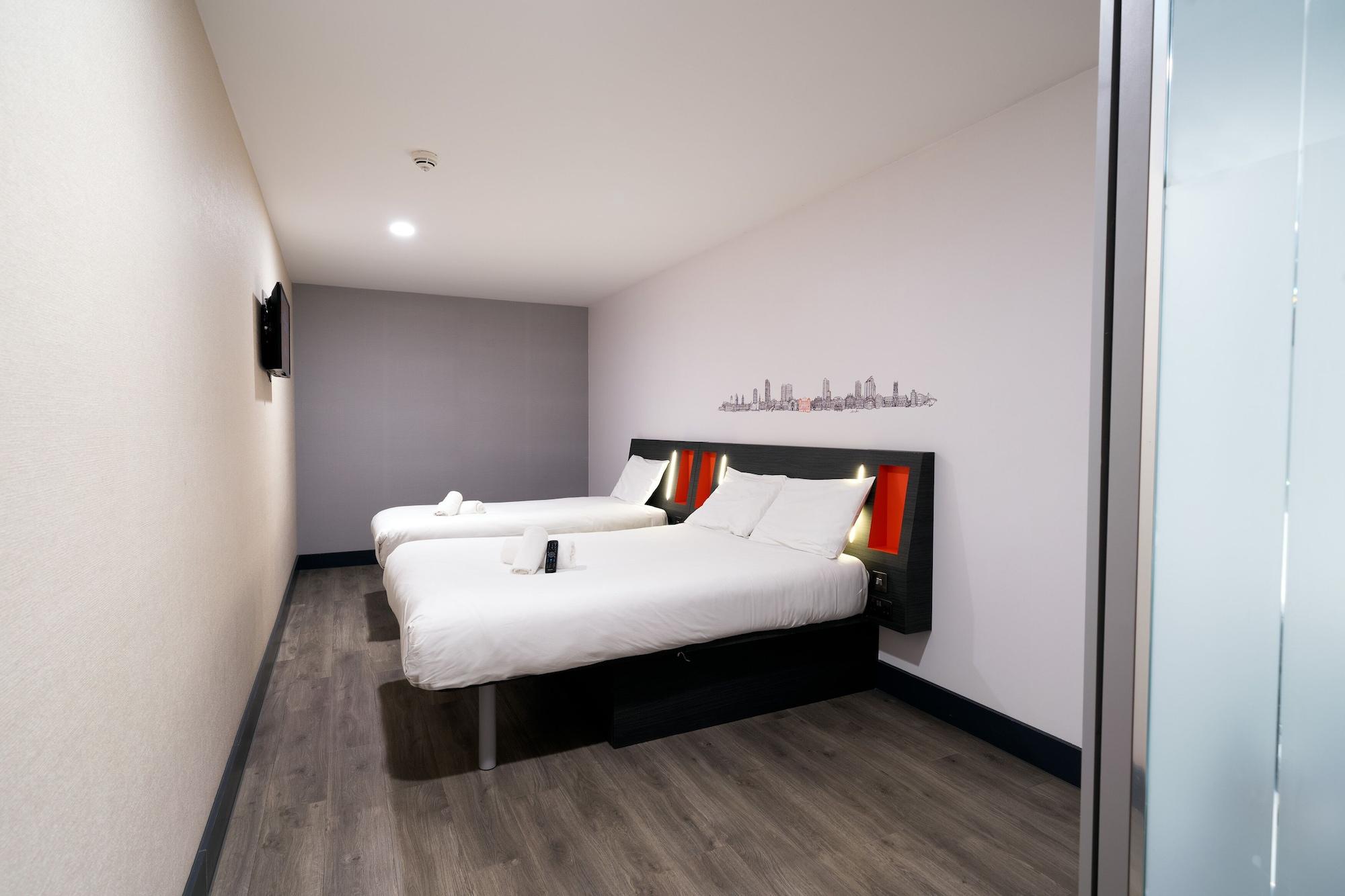 Easyhotel Leeds Esterno foto