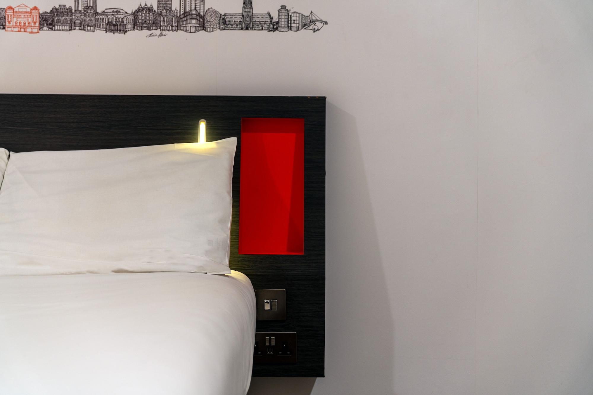 Easyhotel Leeds Esterno foto