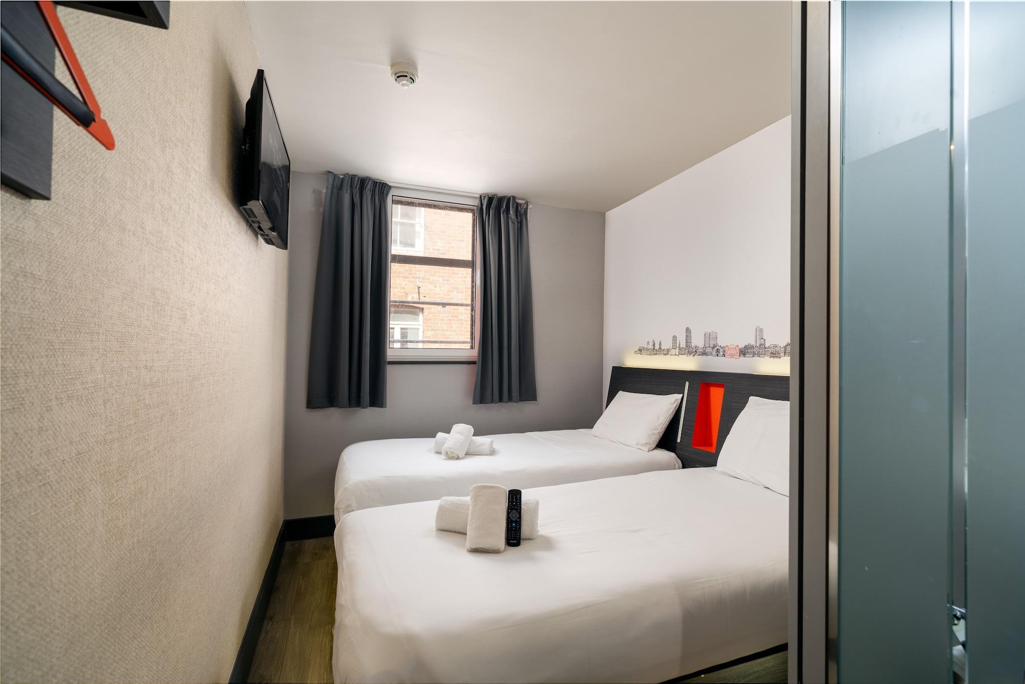 Easyhotel Leeds Esterno foto